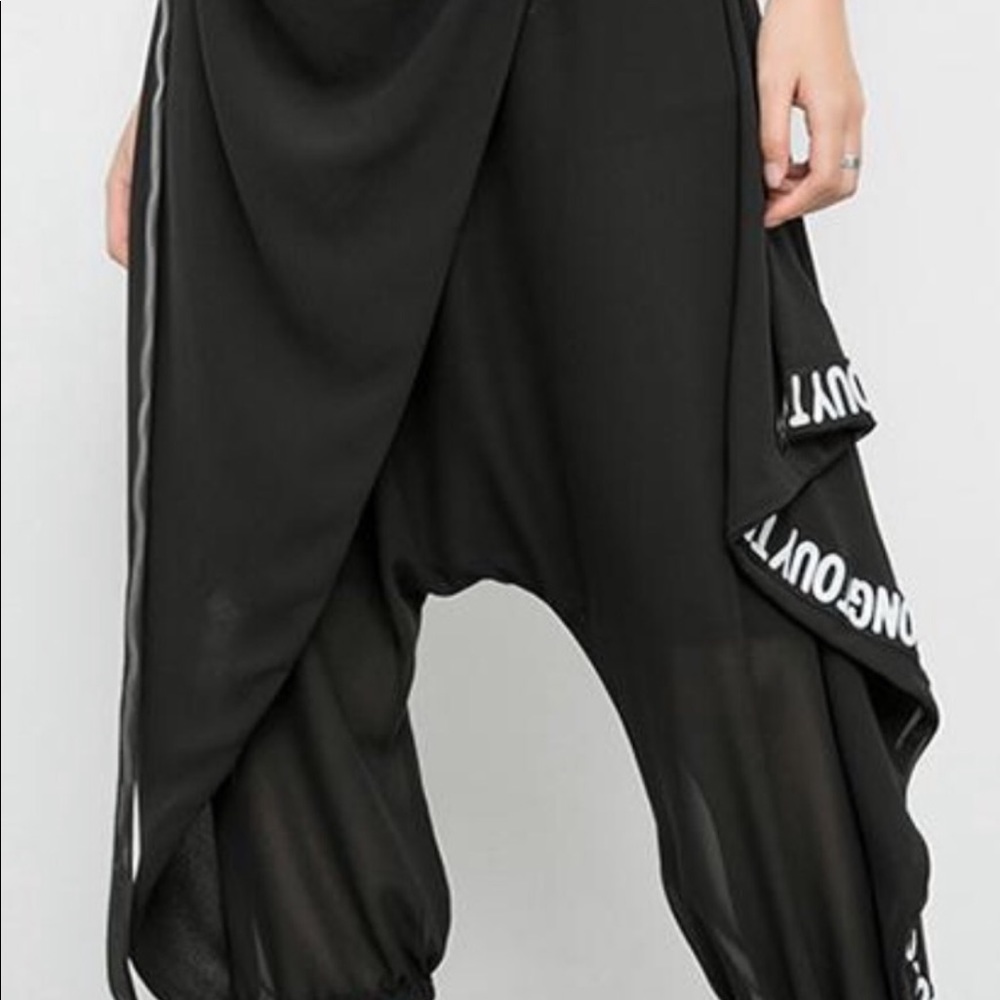 Pants - Picture 4 of 4